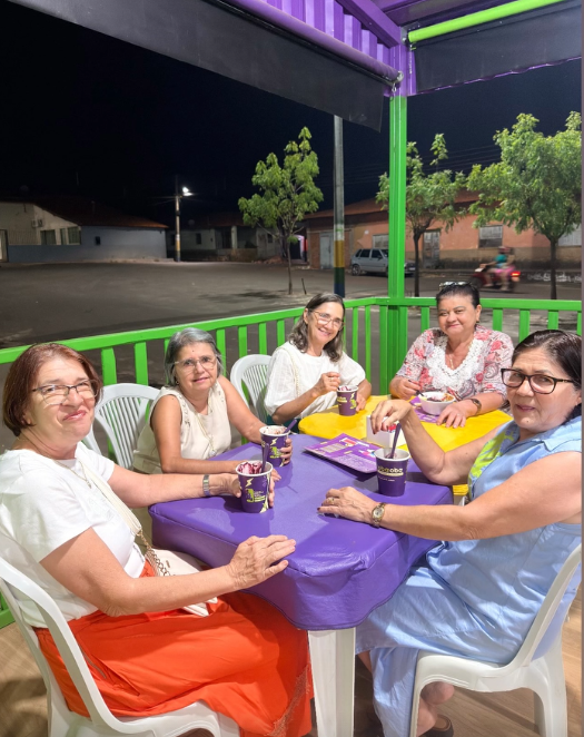 Noite de açaí na varanda — foto enviada pela Oba Oba